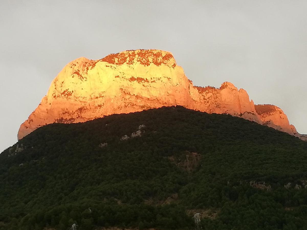 Apartamento El Fenal De Turmo Casa Rural "El Capricho De Nieves" Laspuña Extérieur photo